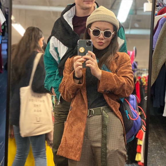 Lovely vintage style corduroy jacket - size women’s medium - Picture 9 of 9